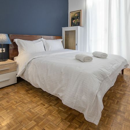 Petralona Cosy Penthouse Apartment เอเธนส์ ภายนอก รูปภาพ